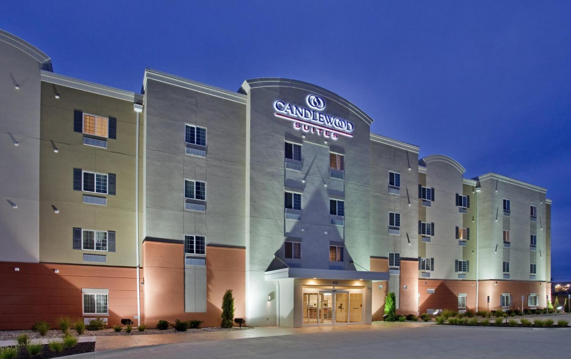 Candlewood Suites Kansas City Northeast By Ihg Zewnętrze zdjęcie