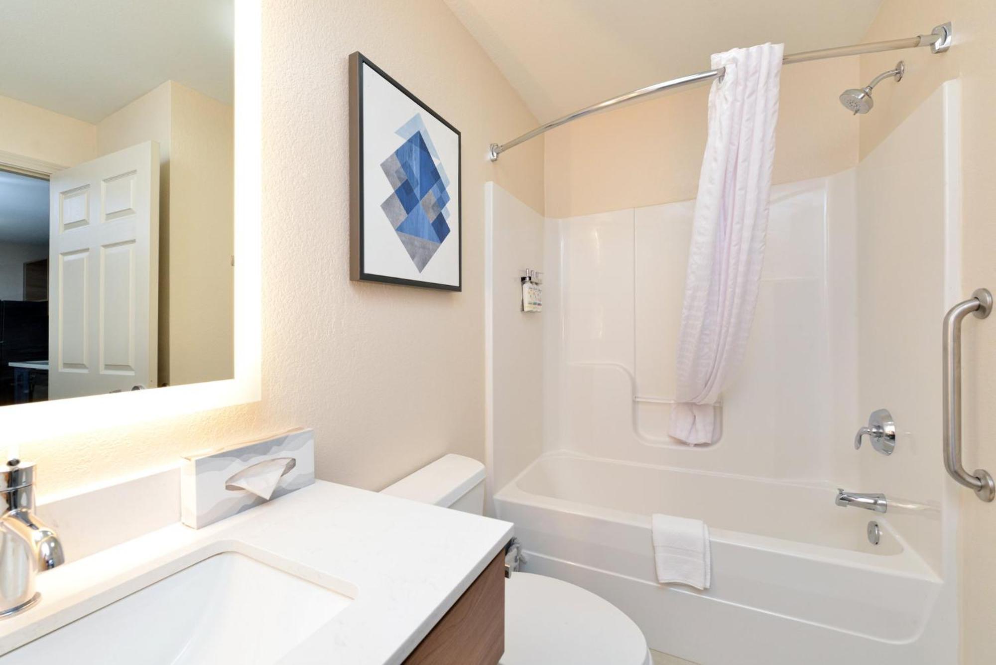 Candlewood Suites Kansas City Northeast By Ihg Zewnętrze zdjęcie