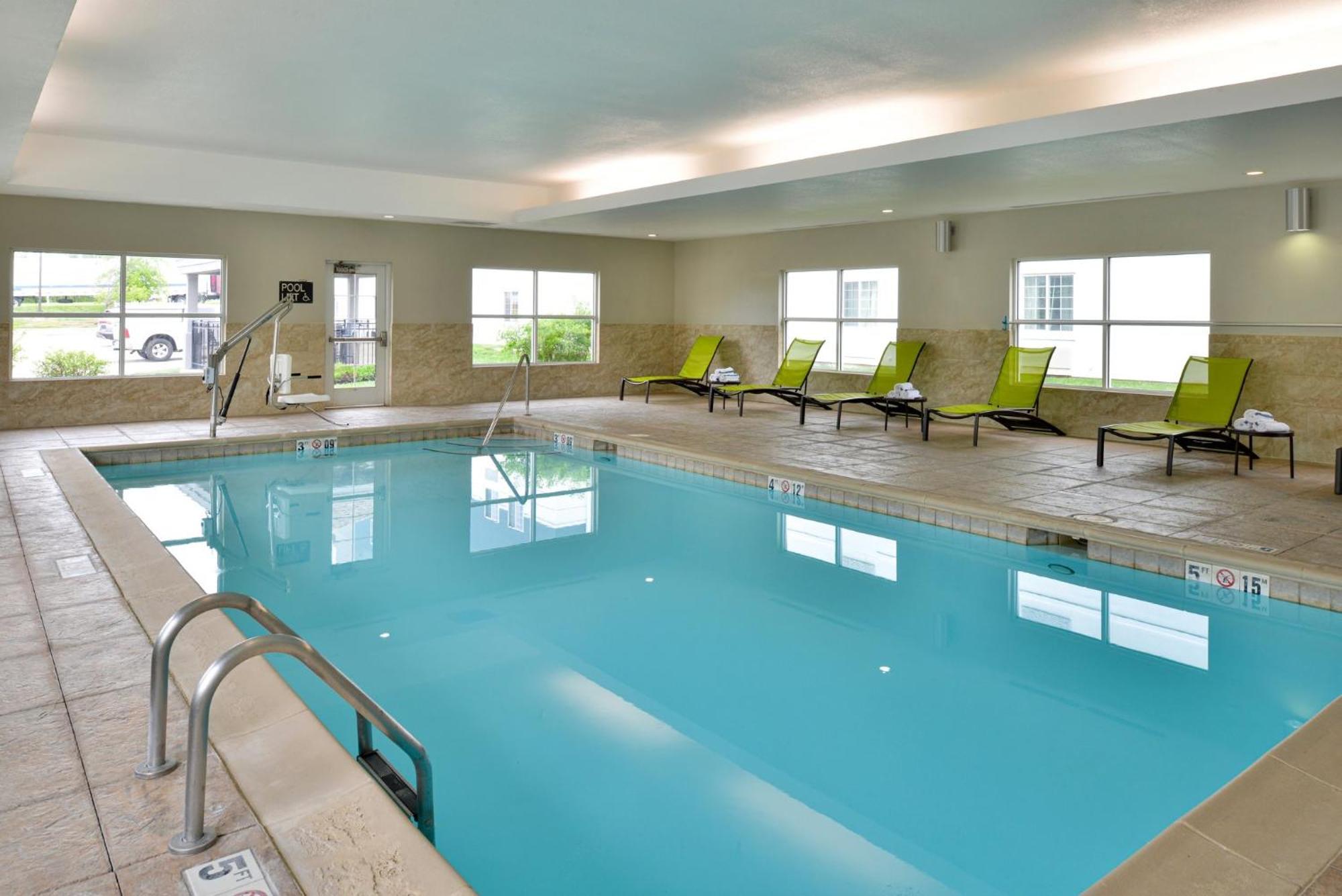 Candlewood Suites Kansas City Northeast By Ihg Zewnętrze zdjęcie