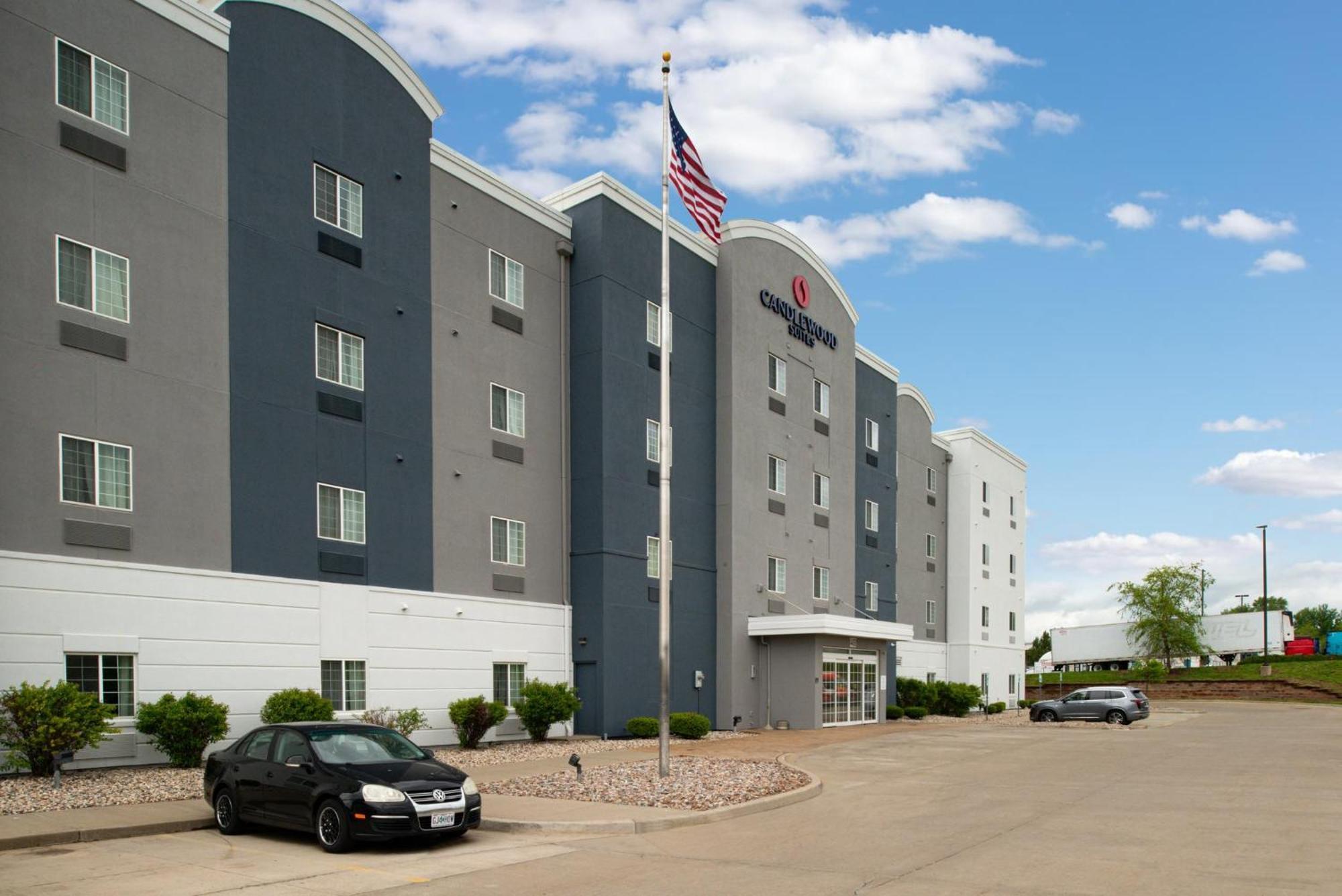 Candlewood Suites Kansas City Northeast By Ihg Zewnętrze zdjęcie
