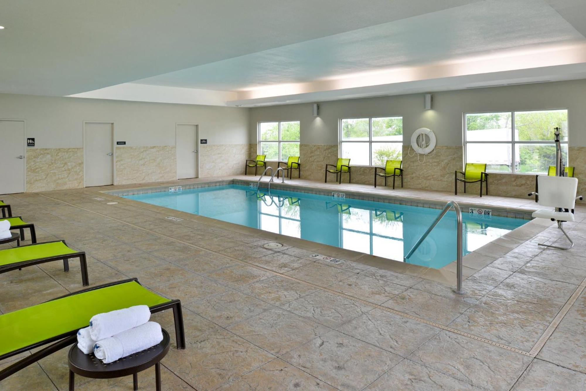 Candlewood Suites Kansas City Northeast By Ihg Zewnętrze zdjęcie