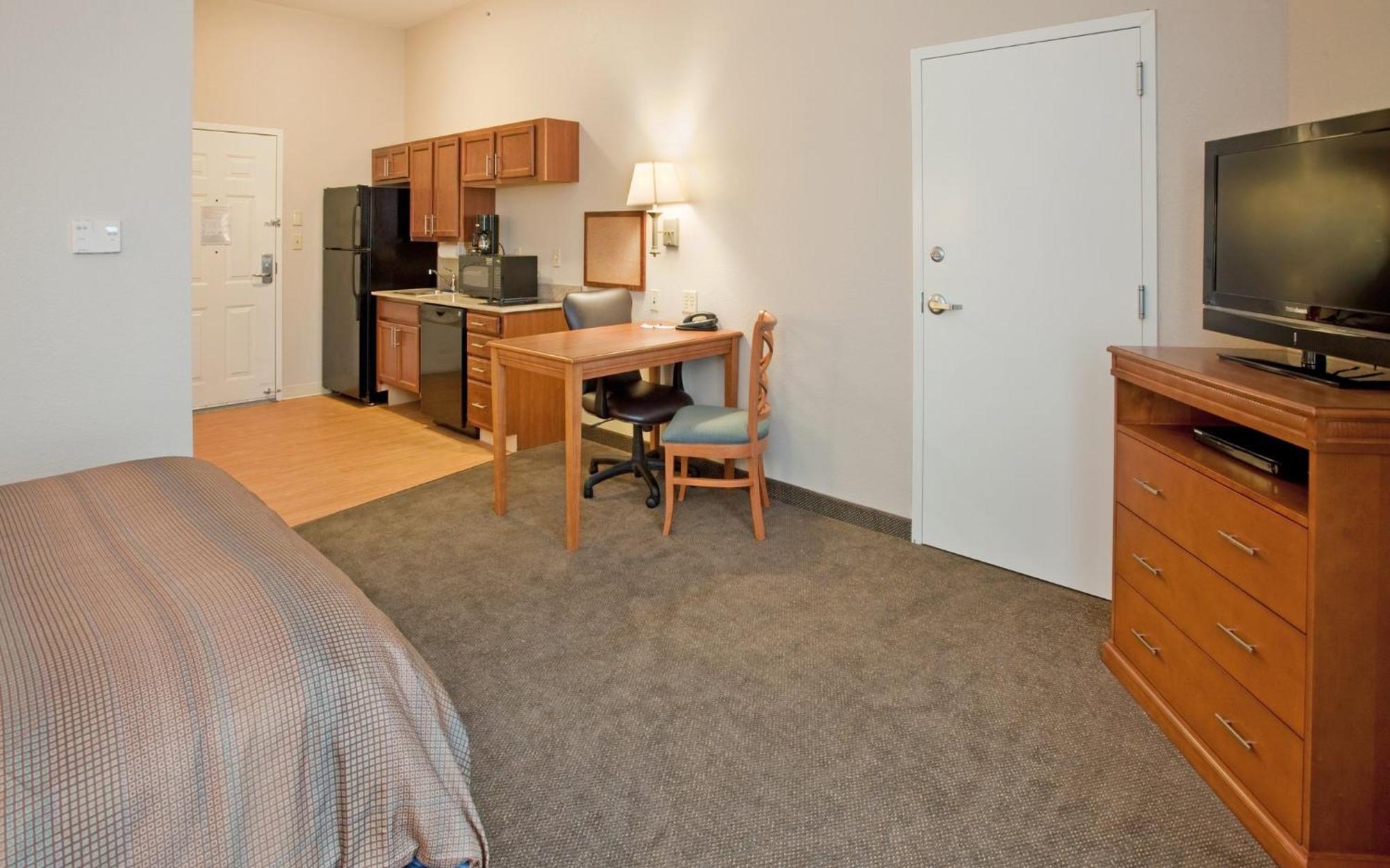 Candlewood Suites Kansas City Northeast By Ihg Zewnętrze zdjęcie